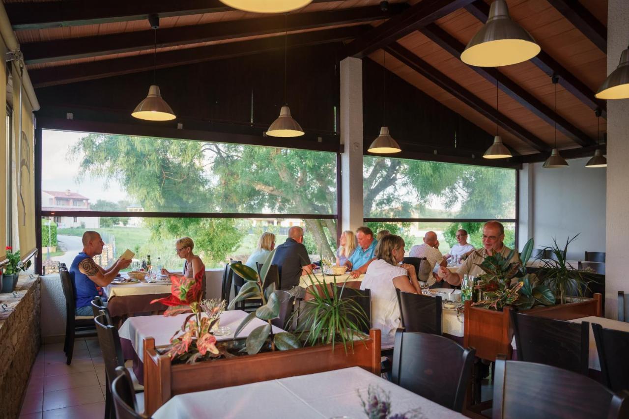 Giorgio Funtana Hotel Exterior photo
